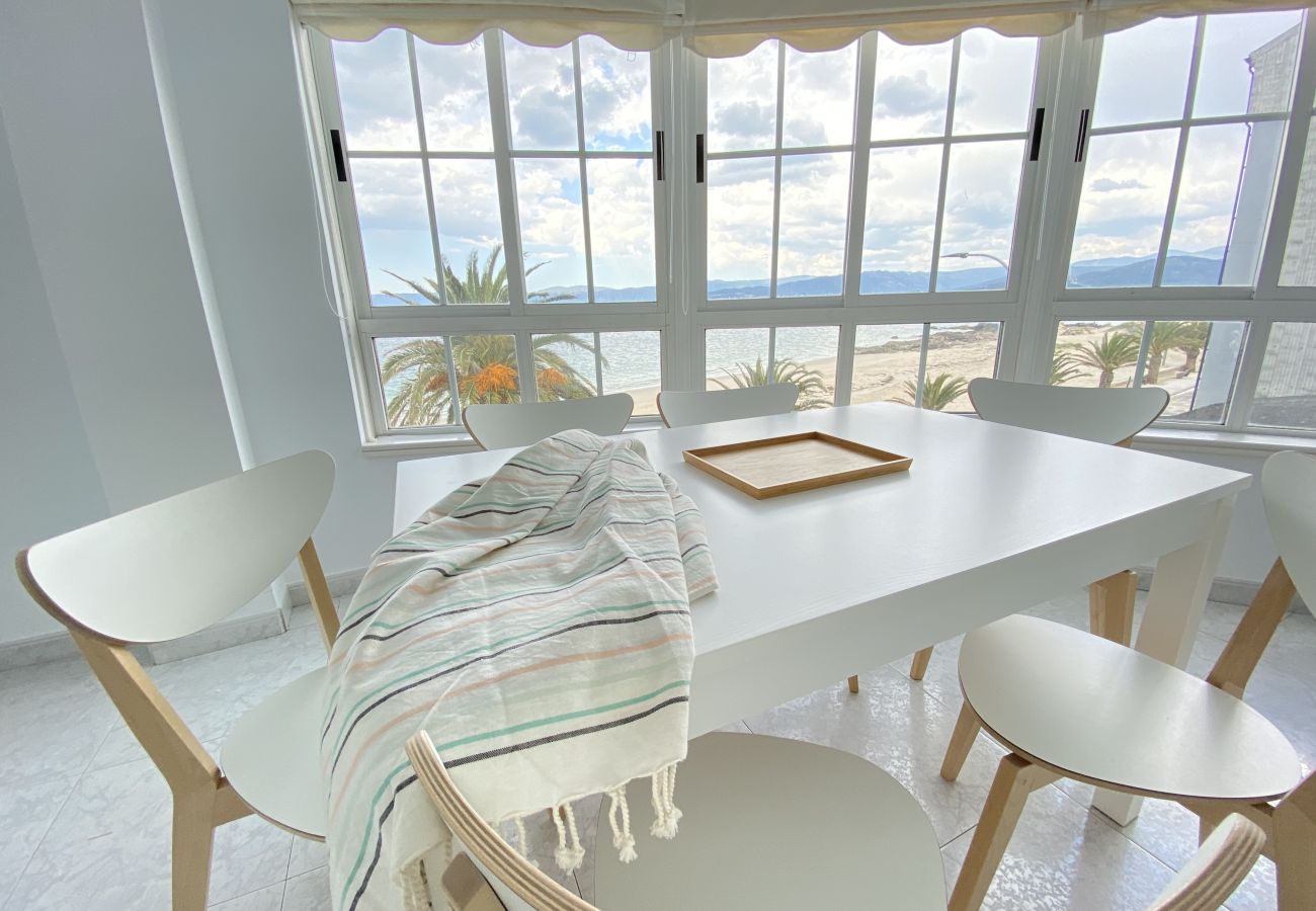 Apartment in Portosin - OH LA LIFE! EL  MAR AND BEACHFRONT Apartment in Portosin - OH LA LIFE! EL  MAR AND BEACHFRONT