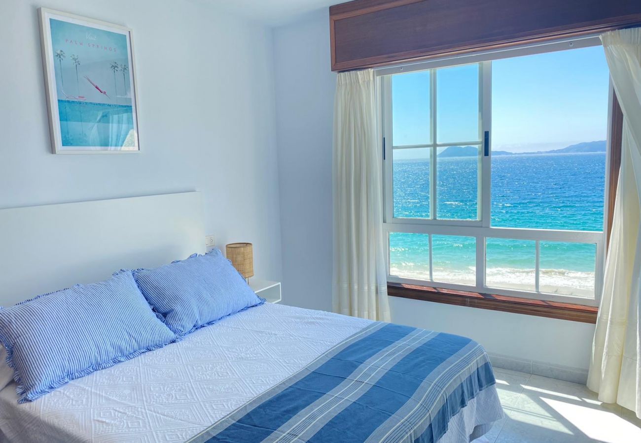 Apartment in Portosin - OH LA LIFE! EL  MAR AND BEACHFRONT Apartment in Portosin - OH LA LIFE! EL  MAR AND BEACHFRONT
